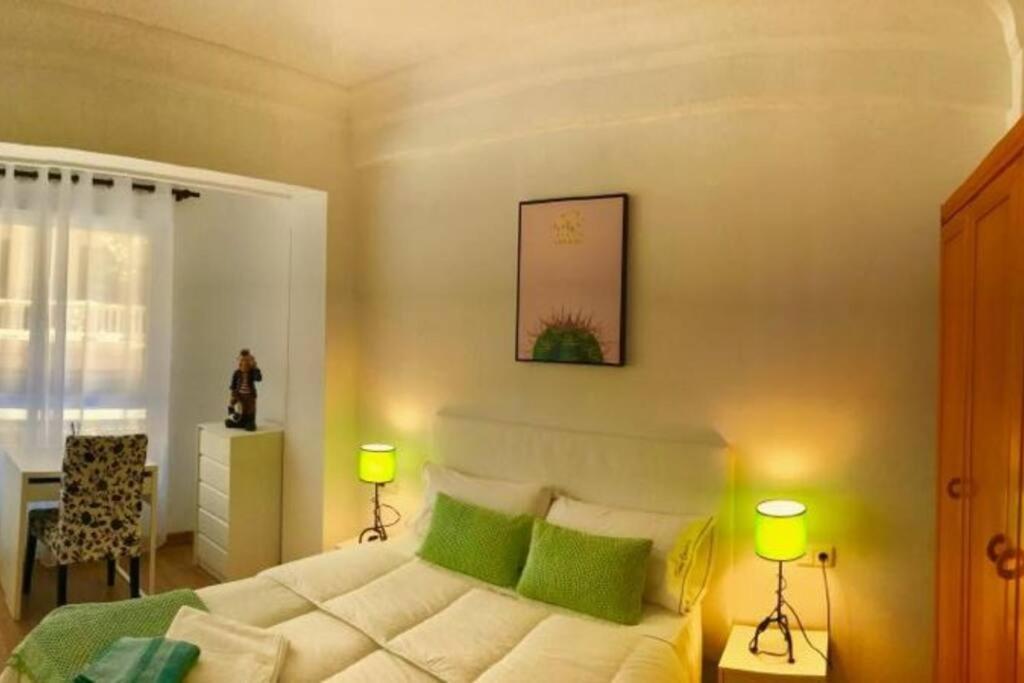 Apartamento Junto A La Playa De Gros Ess02373 San Sebastian Exterior photo