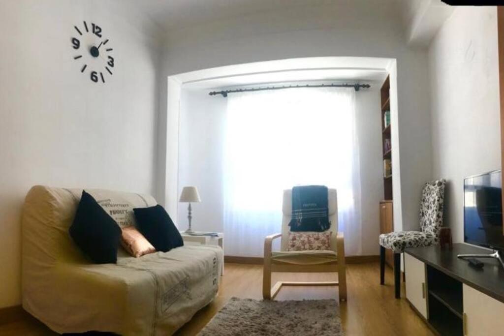Apartamento Junto A La Playa De Gros Ess02373 San Sebastian Exterior photo