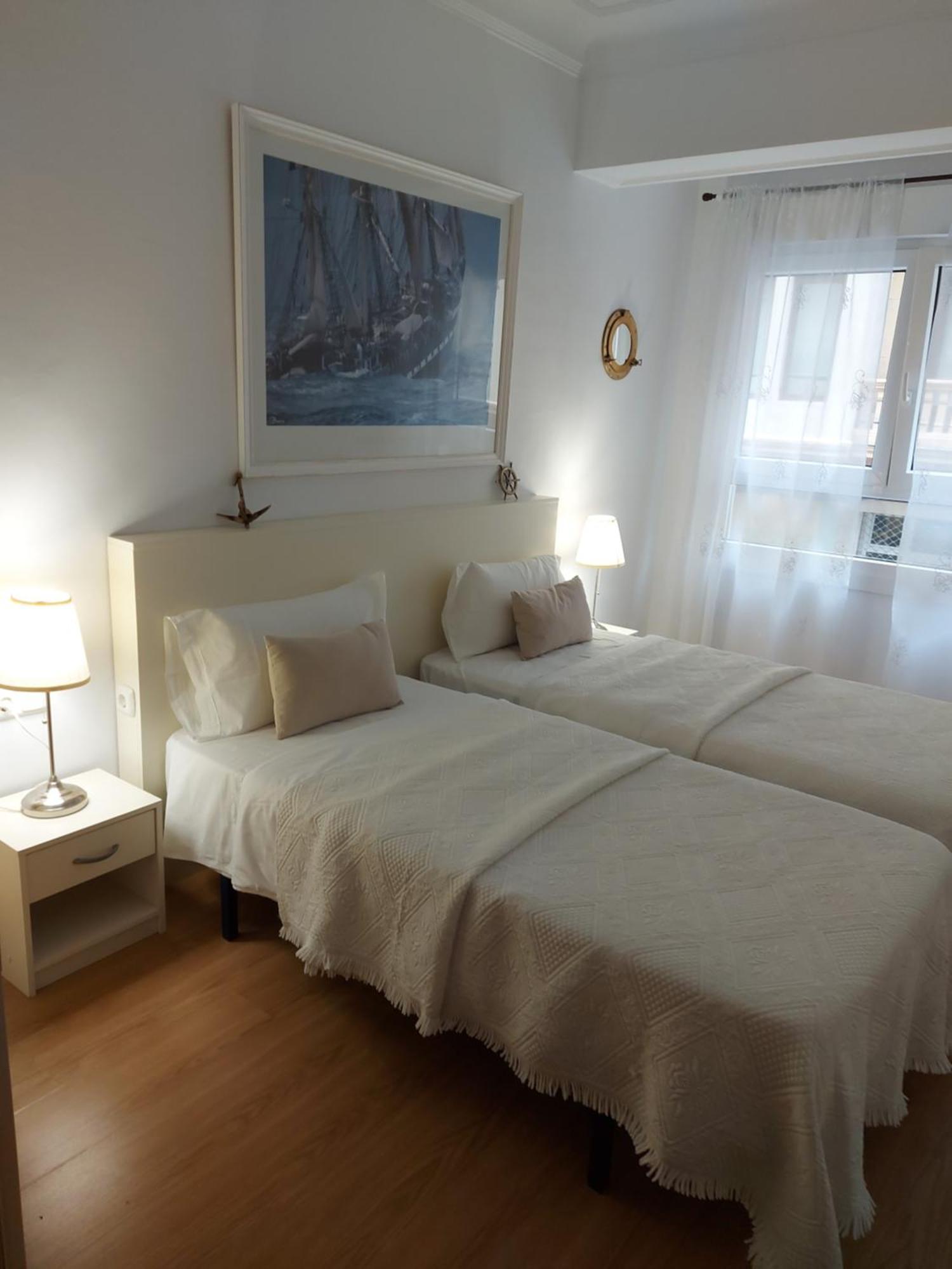 Apartamento Junto A La Playa De Gros Ess02373 San Sebastian Exterior photo